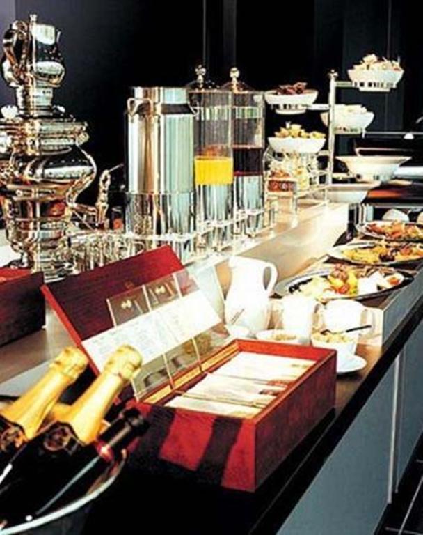 Kult Hotel Ingolstadt Restaurant photo